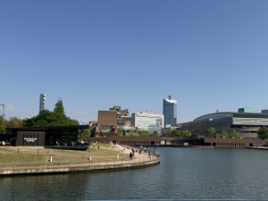 環水公園 世界一美しいスタバ