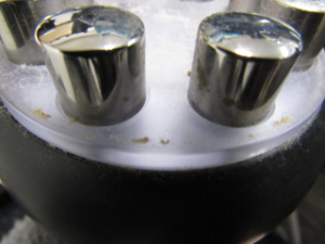 じぶんdeエステ ヘッド 金属部 汚れ くすみ 擦りキズ多数 使用感強め